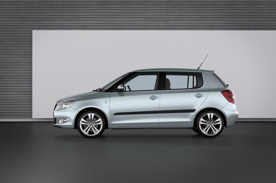  Skoda Fabia 2010 года  (фото 55 из 57)